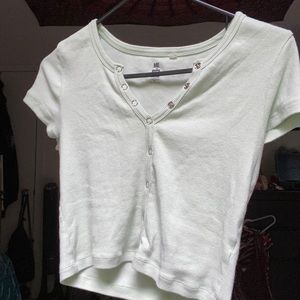 PacSun green button crop top